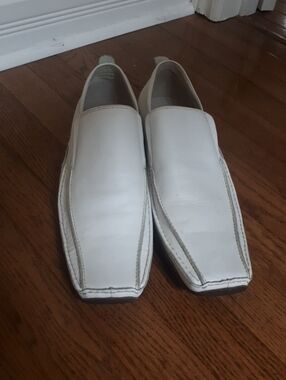 Steve Madden White Leather Slip-On Loafers